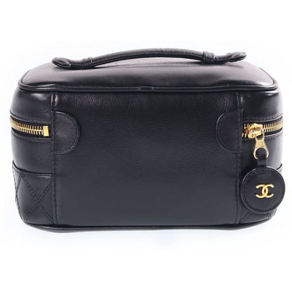 Chanel Bicolor Vanity Pouch Black Lambskin Gold — view 2