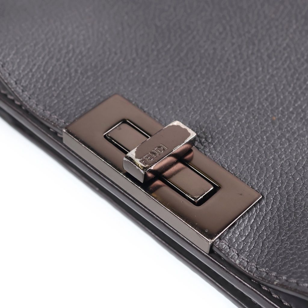 Fendi Peekaboo ISeeU Medium 2-Way Shoulder Bag Gray Leather Black — view 6
