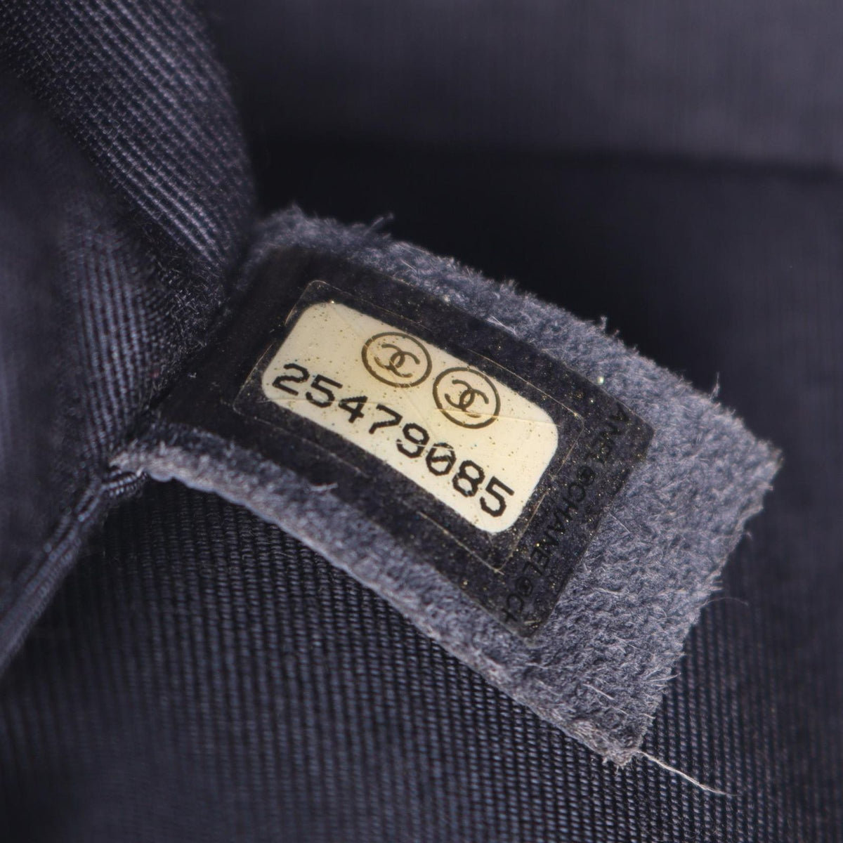 Chanel Shoulder Bag Boy Small Navy Caviar Leather Chain — view 5