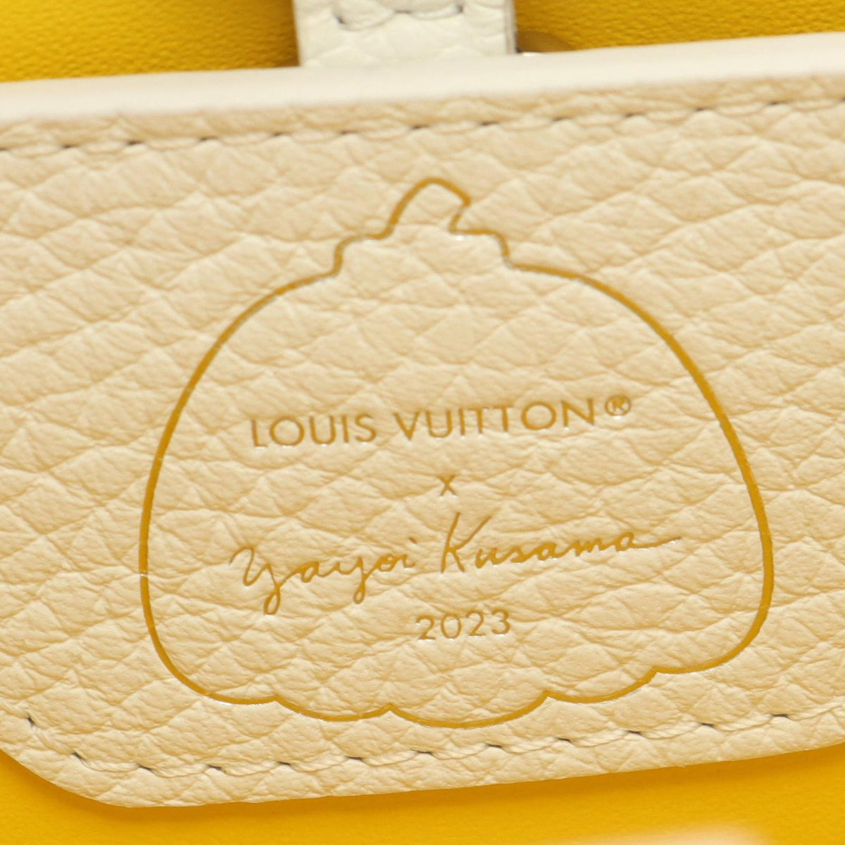 Louis Vuitton Handbag LV YK Capucines BB Painted Dot Yayoi Kusama 2-Way Blanc — view 4