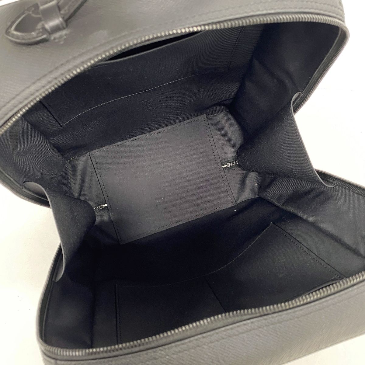 Louis Vuitton Backpack Taiga Rainbow Soft Trunk PM Noir — view 4