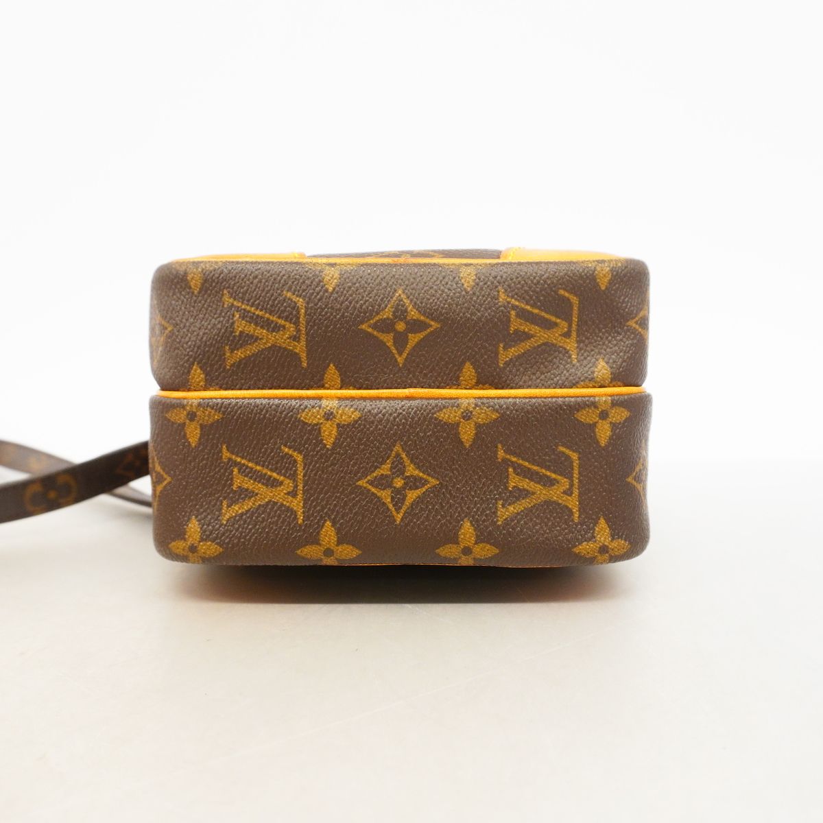 Louis Vuitton Shoulder Bag Monogram Amazon Brown — view 3