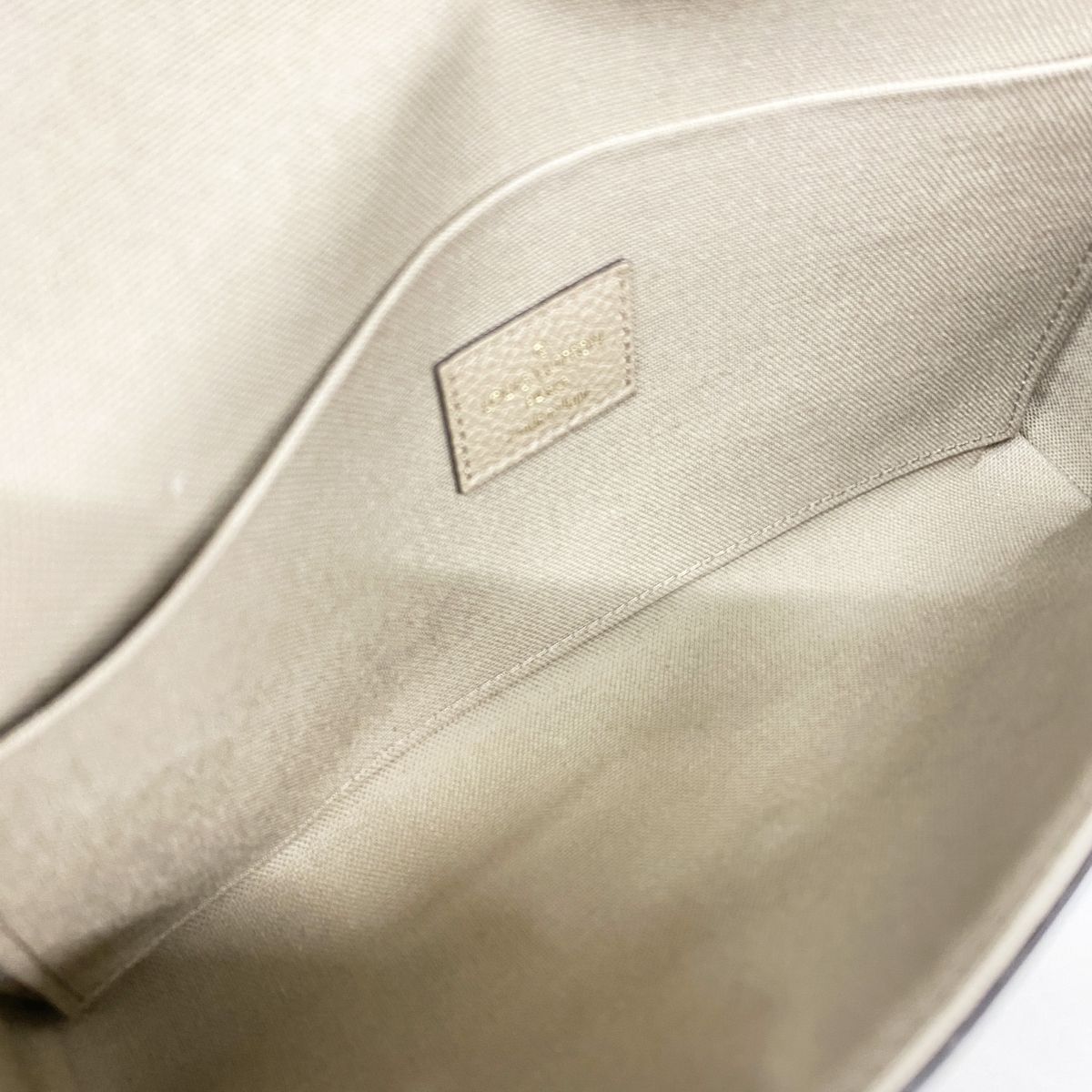 Louis Vuitton Wallet on Chain Monogram Empreinte Bicolor Pochette Felicie — view 4