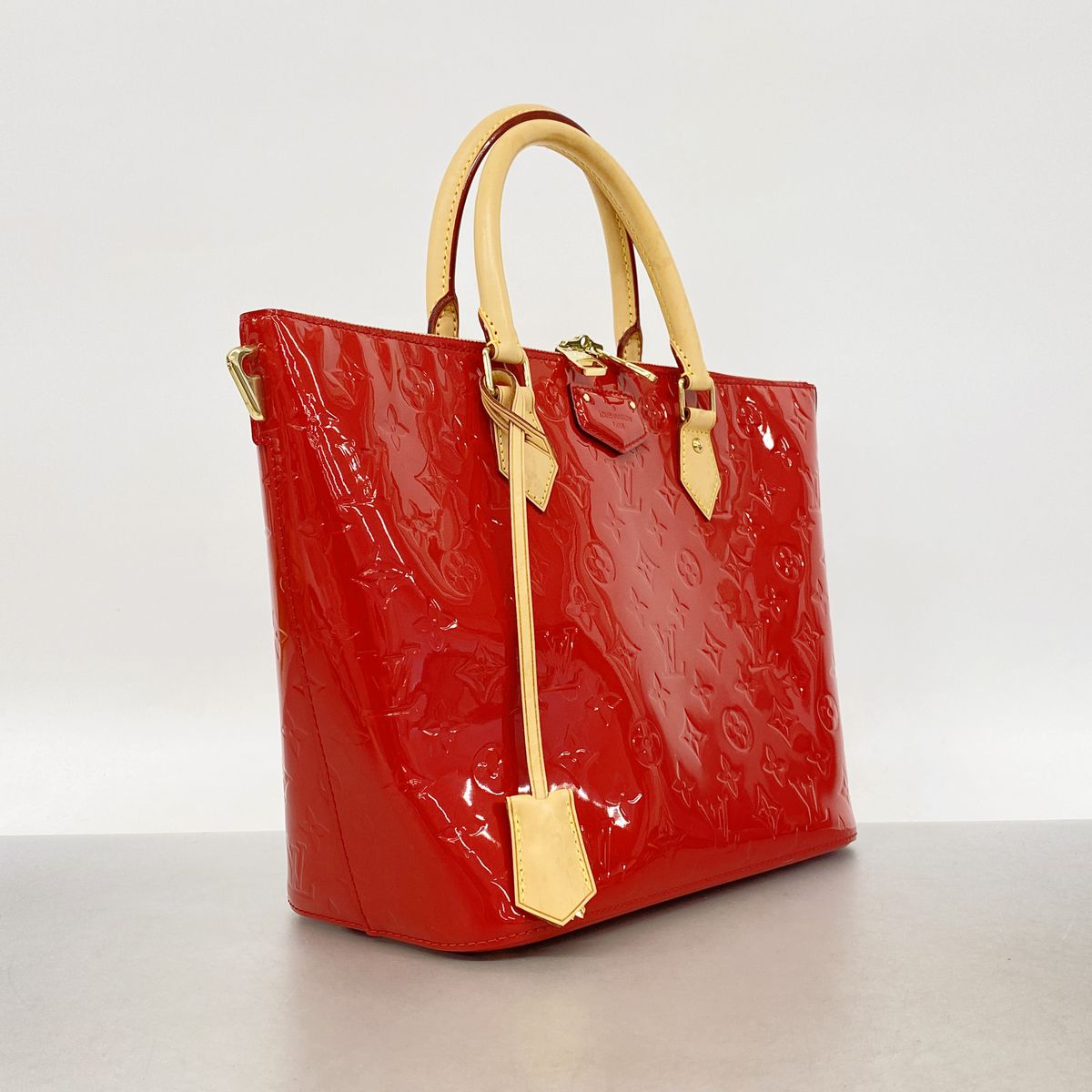 Louis Vuitton Handbag Vernis Montebello MM Cerise 2-Way Bag — view 2