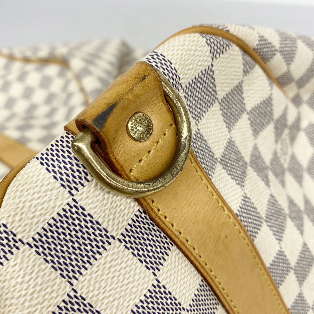 Louis Vuitton Boston Bag Damier Azur Keepall Bandouliere 55 White — view 7
