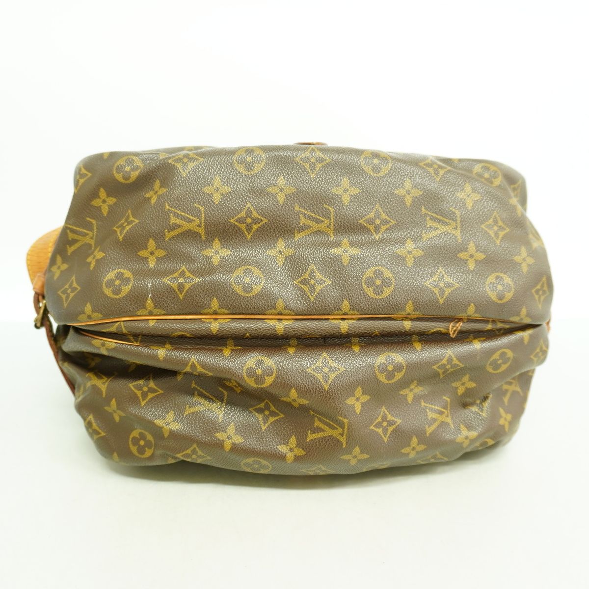 Louis Vuitton Shoulder Bag Monogram Saumur 35 Brown — view 3