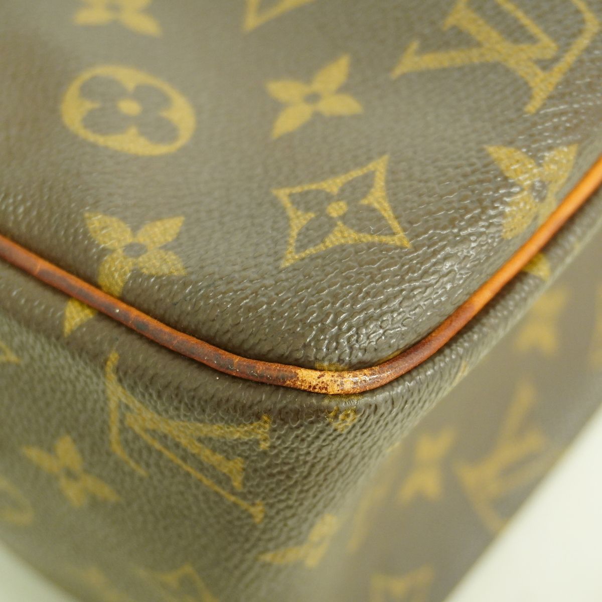 Louis Vuitton Shoulder Bag Monogram Cite GM Brown — view 6