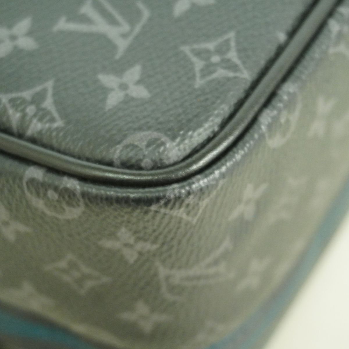Louis Vuitton Handbag Monogram Eclipse Patchwork Messenger Multi Pocket Black — view 6