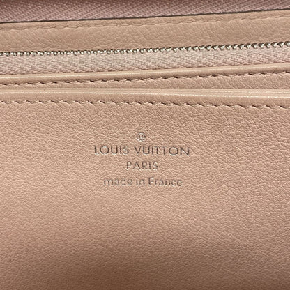 Louis Vuitton Wallet Mahina Zippy Magnolia — view 4