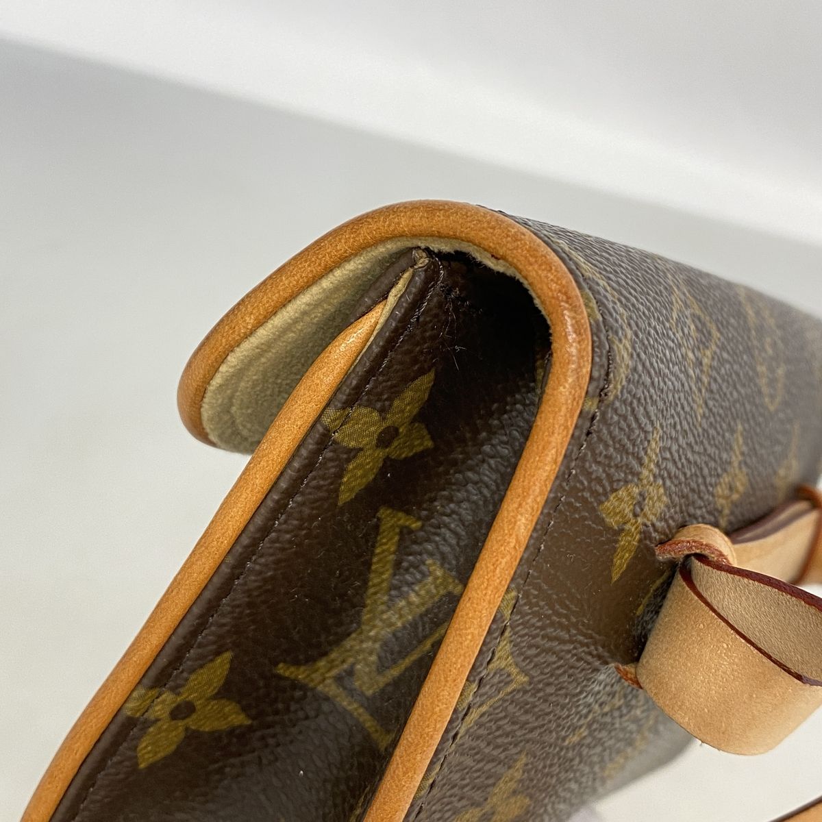 Louis Vuitton Waist Bag Monogram Pochette Florentine Brown — view 7