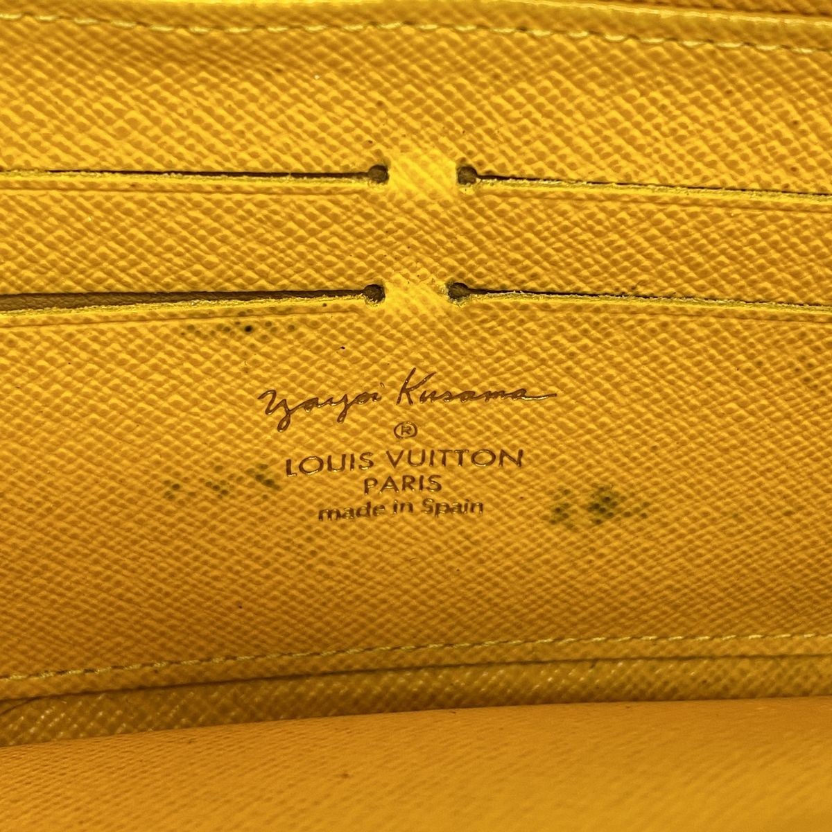 Louis Vuitton Wallet Monogram Pumpkin Dot Yayoi Kusama Zippy Jaune — view 4