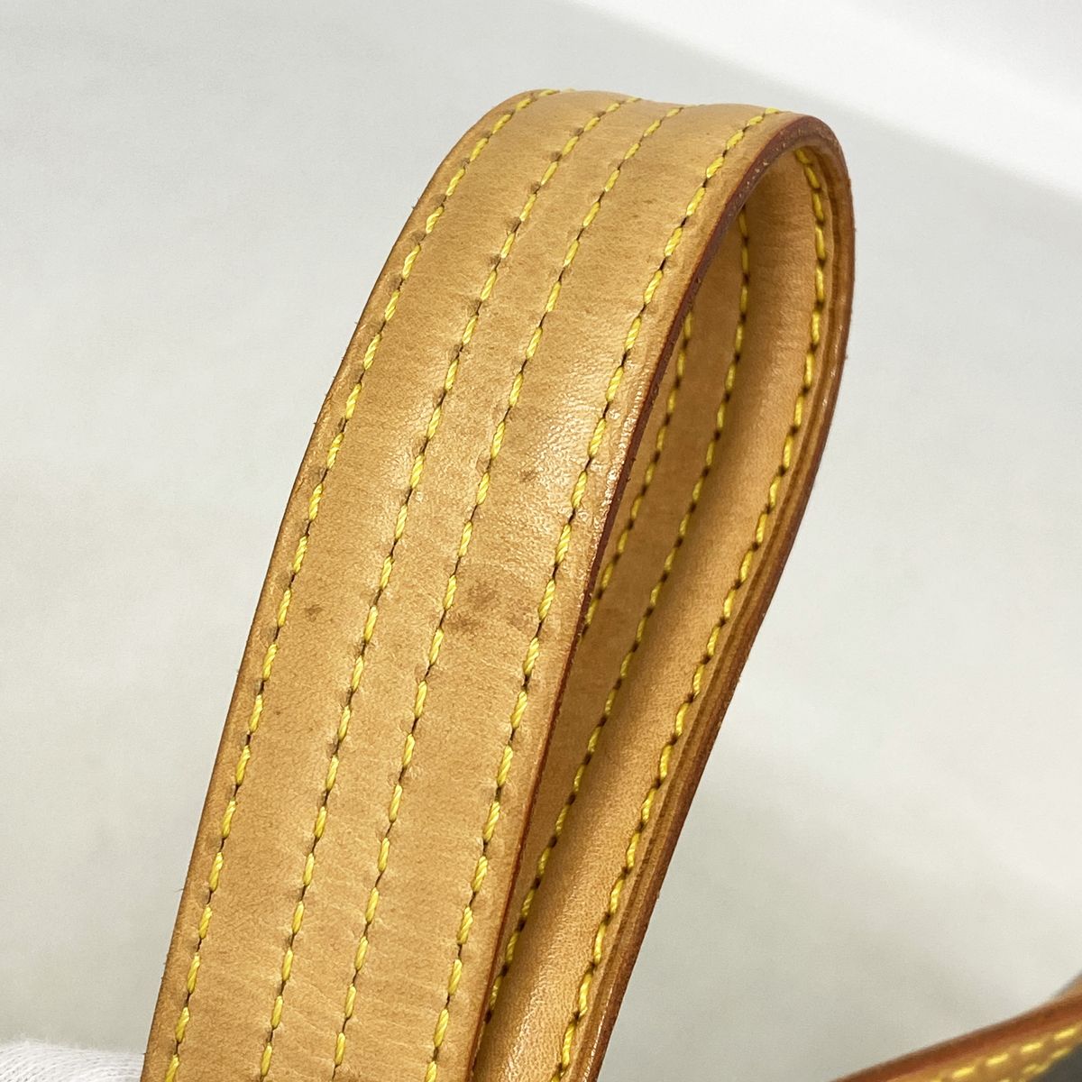 Louis Vuitton Shoulder Bag Monogram Viva-Cite MM Brown — view 7