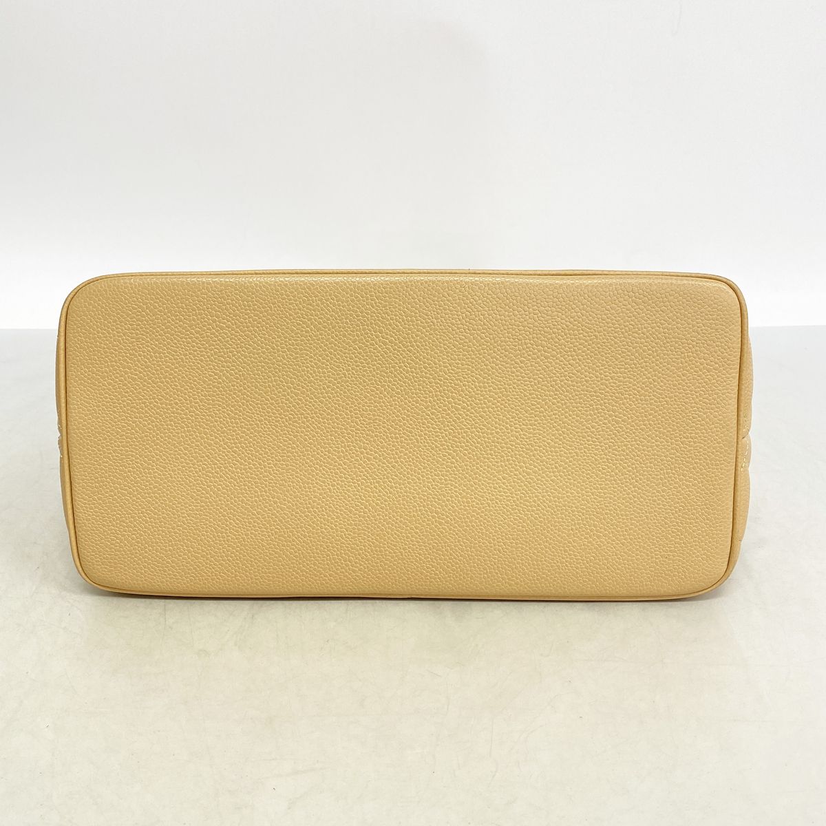 Chanel Tote Reissue Caviar Leather Beige Gold — view 3