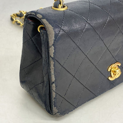 Chanel Shoulder Bag Quilted Lambskin Black Gold — view 6