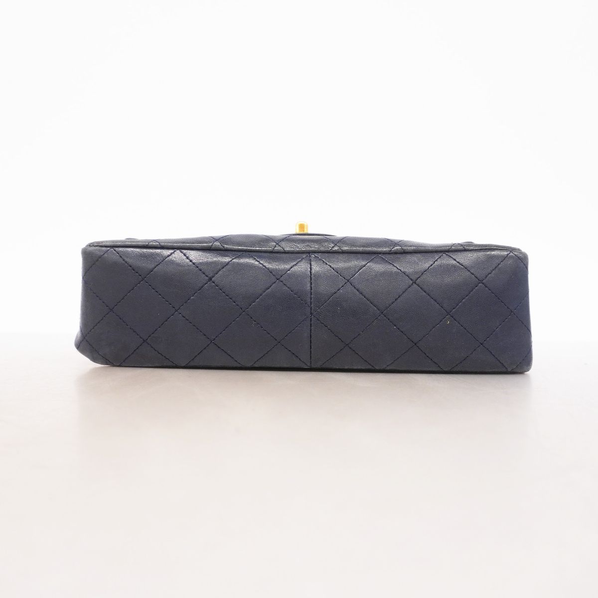 Chanel Shoulder Bag Quilted Lambskin Navy Gold — view 3