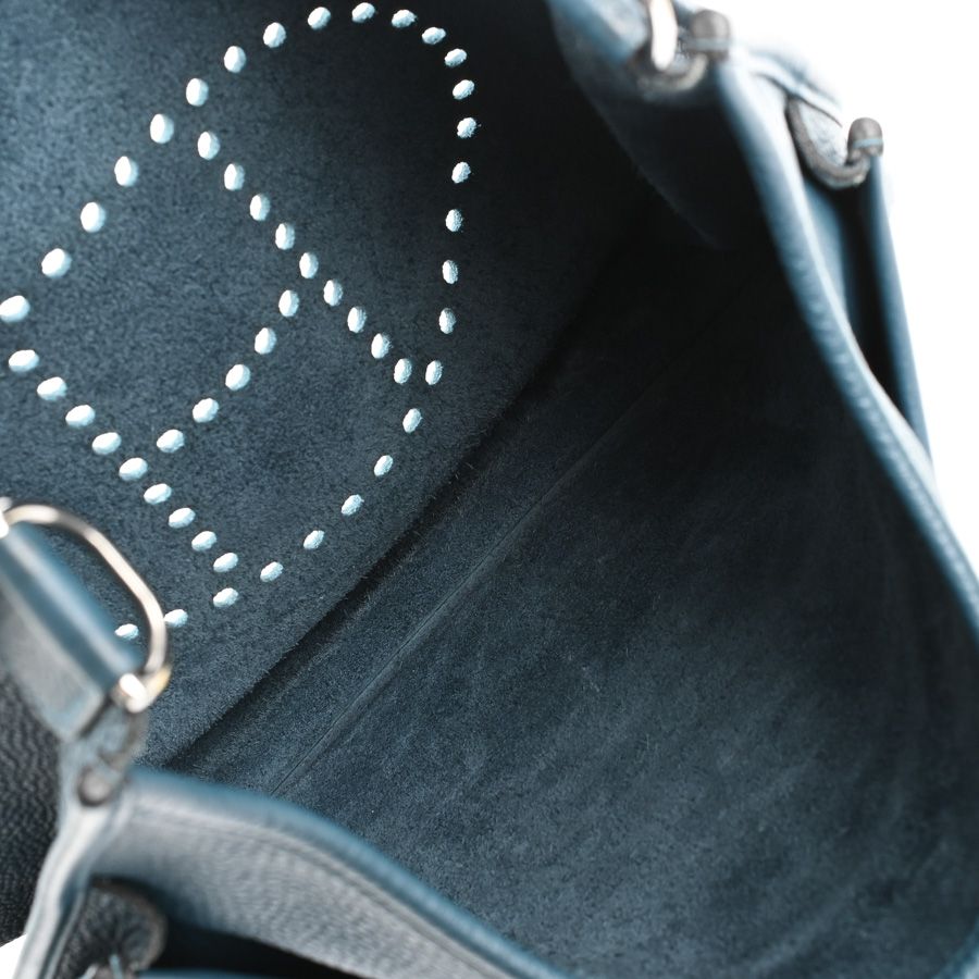 Hermes Shoulder Bag Evelyne — view 4