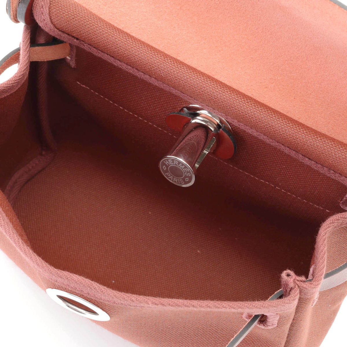 Hermes Herbag Zip 20 Rouge Ash Silver Shoulder Bag Vache Hunter — view 8