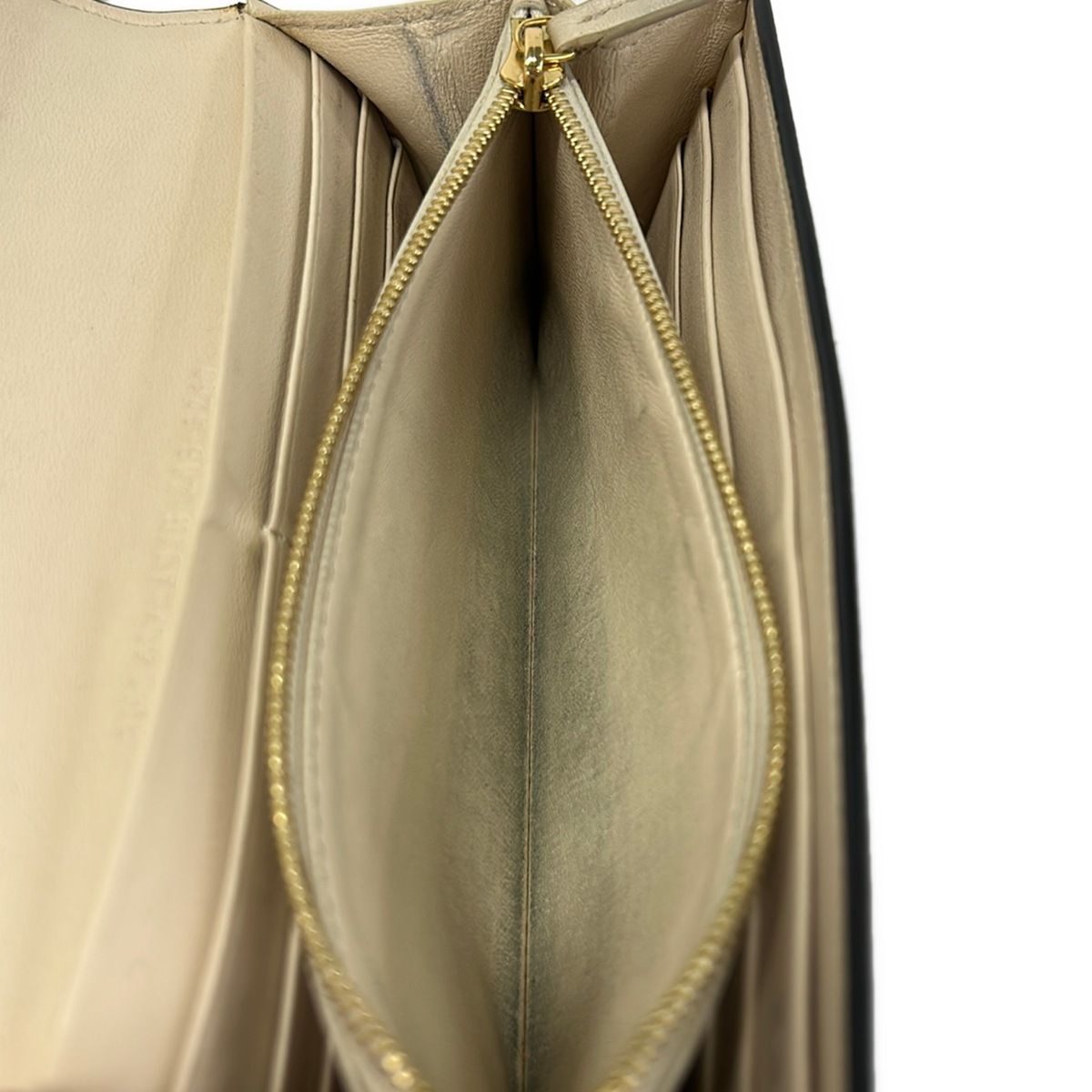 Fendi Wallet Peekaboo Black Leather — view 4