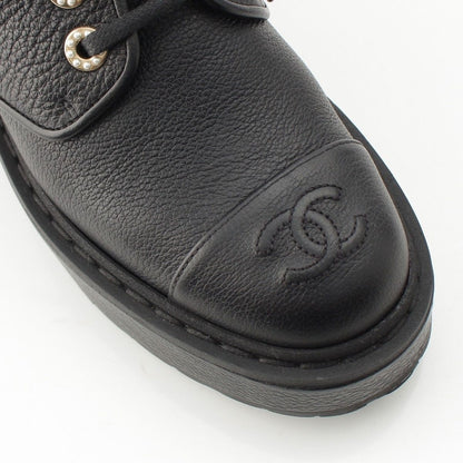 Chanel 20B Leather Pearl Decoration CC Logo Lace-up Short Boots Ankle Black — view 6