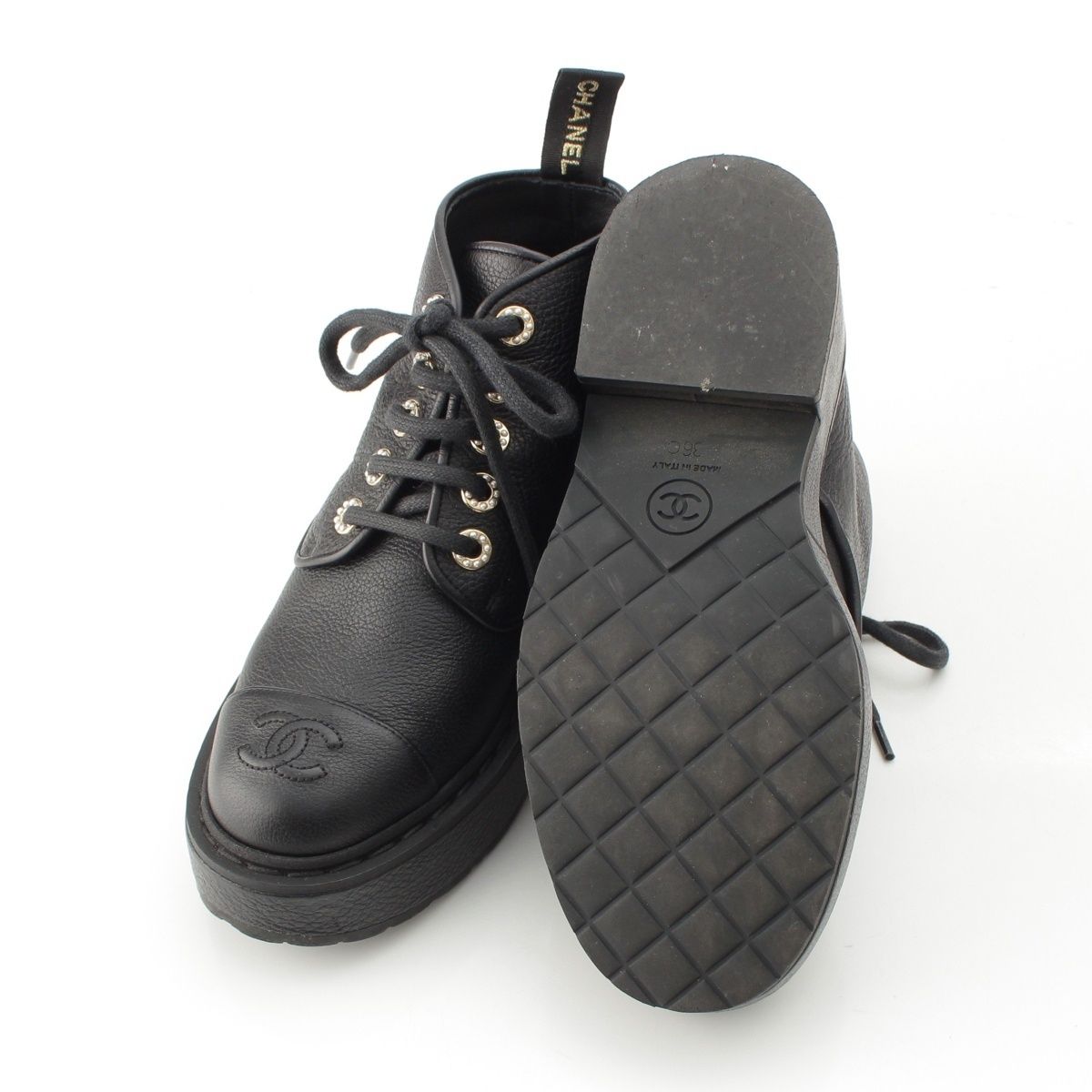 Chanel 20B Leather Pearl Decoration CC Logo Lace-up Short Boots Ankle Black — view 5