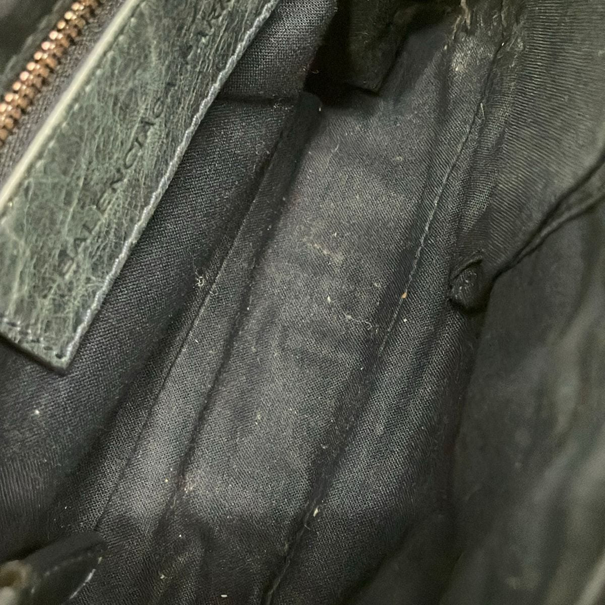 Balenciaga Shoulder Bag the Giant Hips Dark Green Leather — view 7