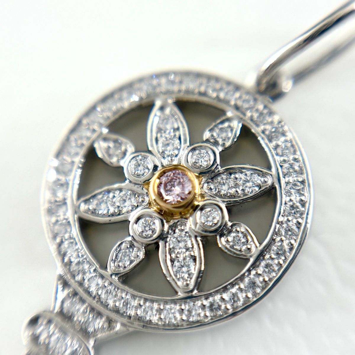 Tiffany & Co Daisy Key Platinum Yellow Gold Pendant 750 Diamond — view 2