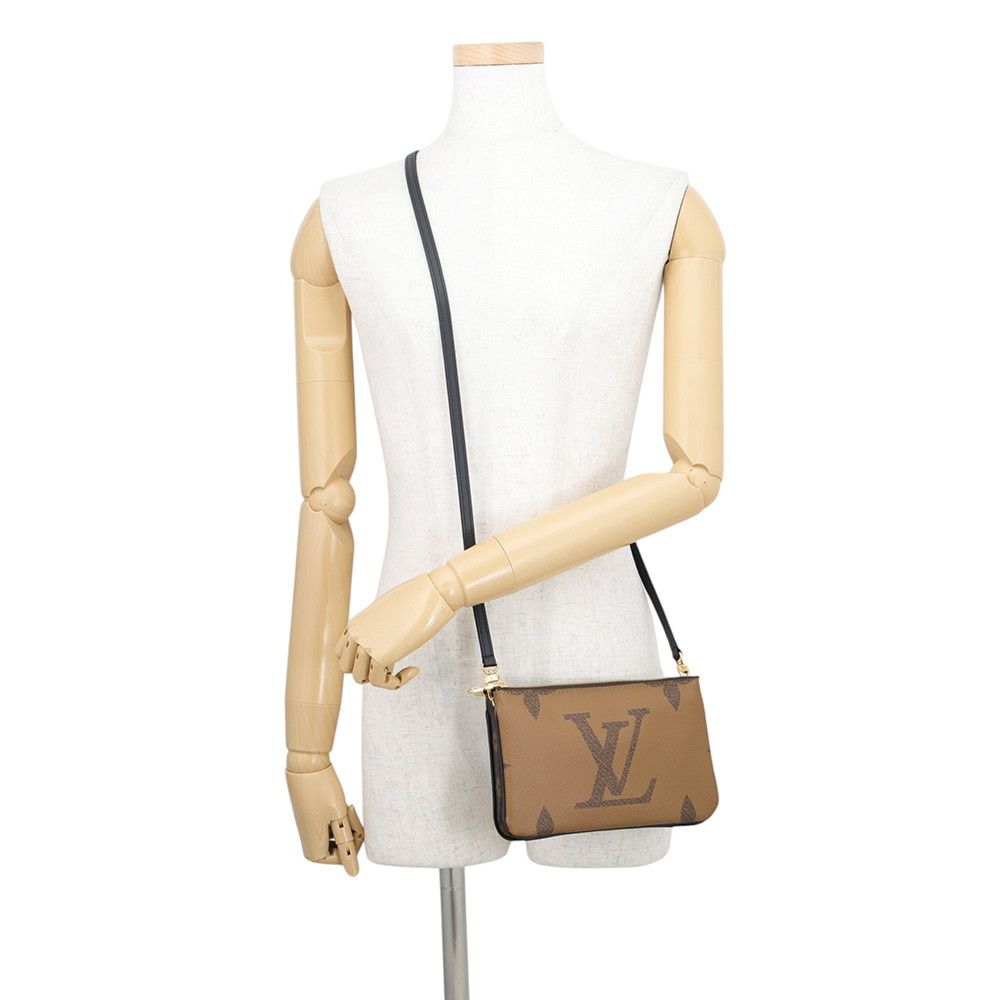 Louis Vuitton Shoulder Bag Monogram Giant Reverse Pochette Double Zip — view 4