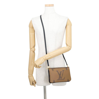 Louis Vuitton Shoulder Bag Monogram Giant Reverse Pochette Double Zip — view 4