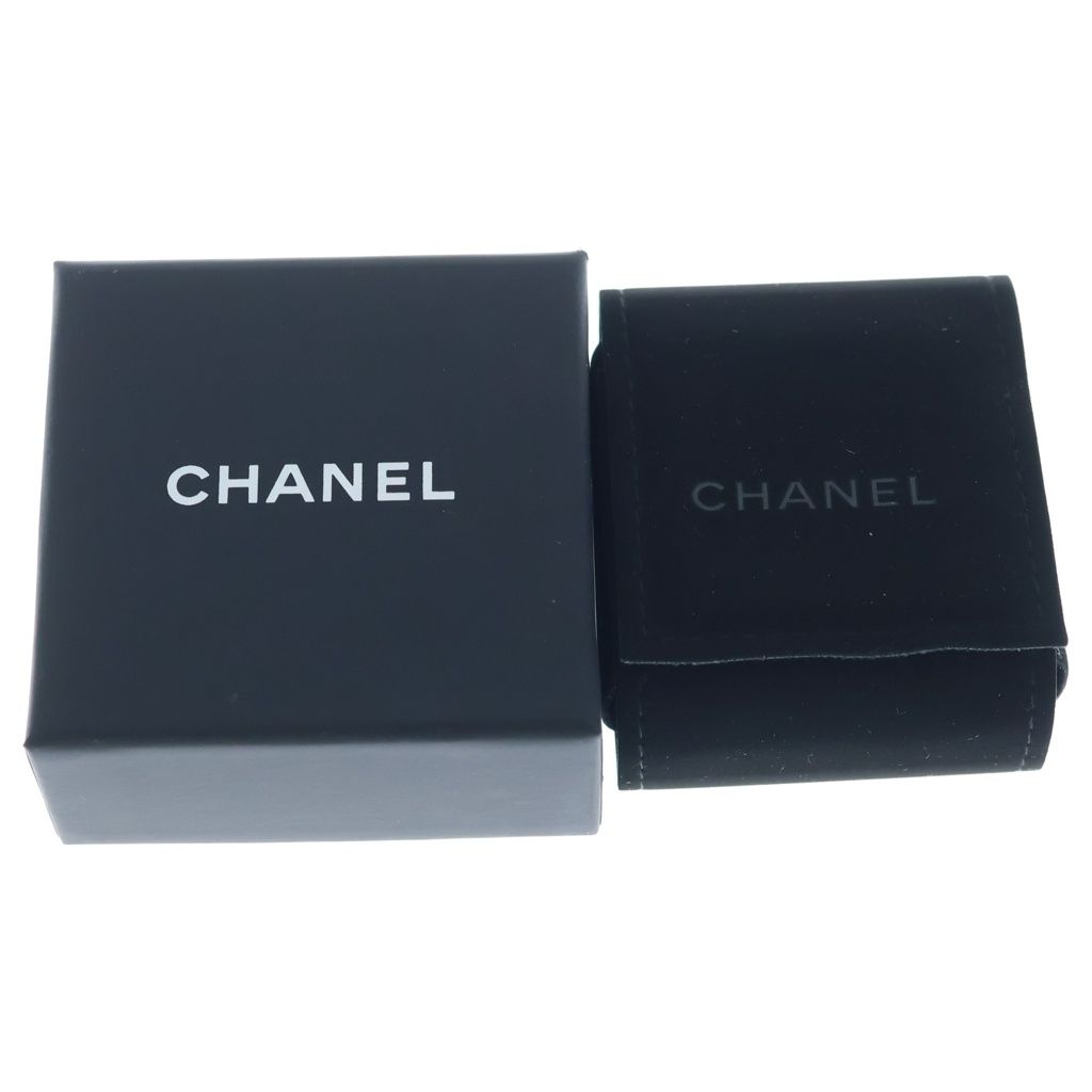 Chanel CC Logo Anchor Heart Earrings Silver — view 6