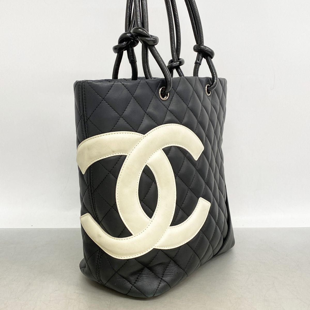 Chanel Tote Bag Cambon Lambskin Black Silver — view 2