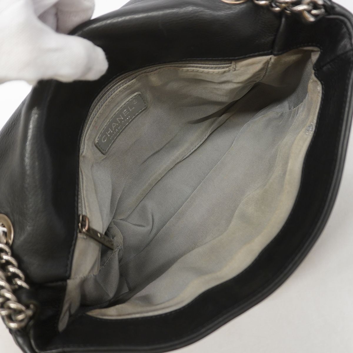 Chanel Shoulder Bag Wild Stitch Leather Black Silver — view 4