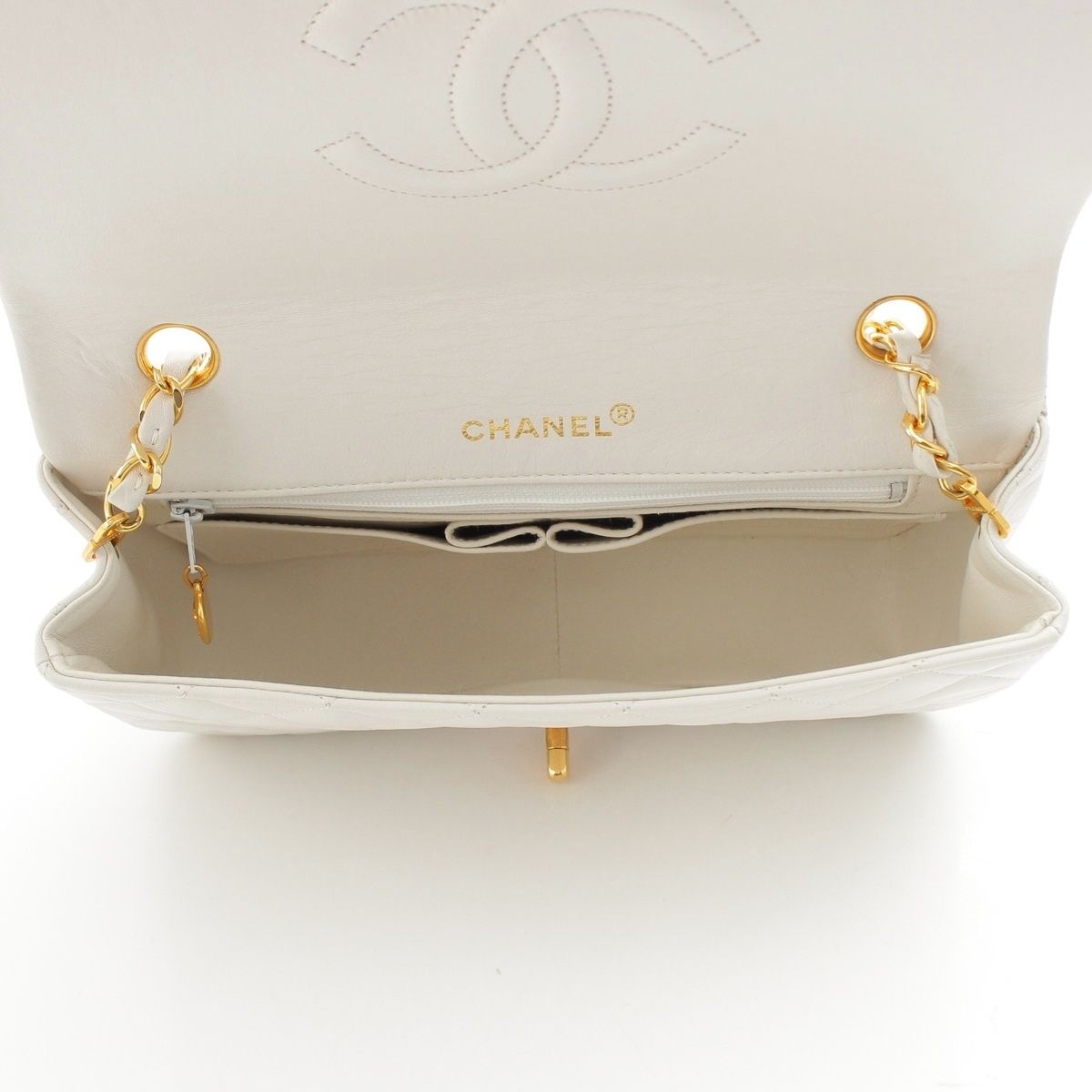 Chanel Quilted Lambskin Full Flap Chain Shoulder Bag White — view 6