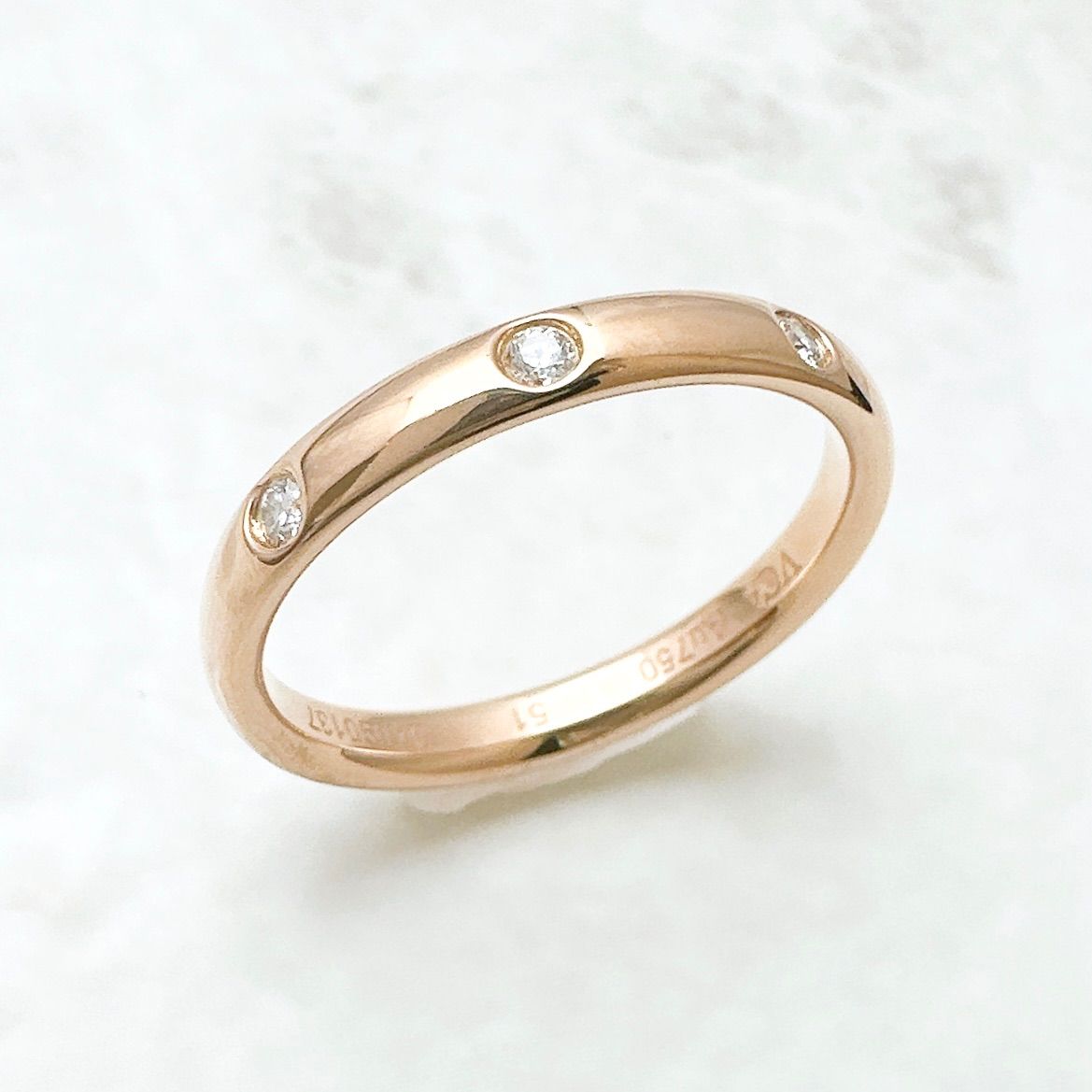 Van Cleef & Arpels Tendrement Diamond Pink Gold Ring — view 3