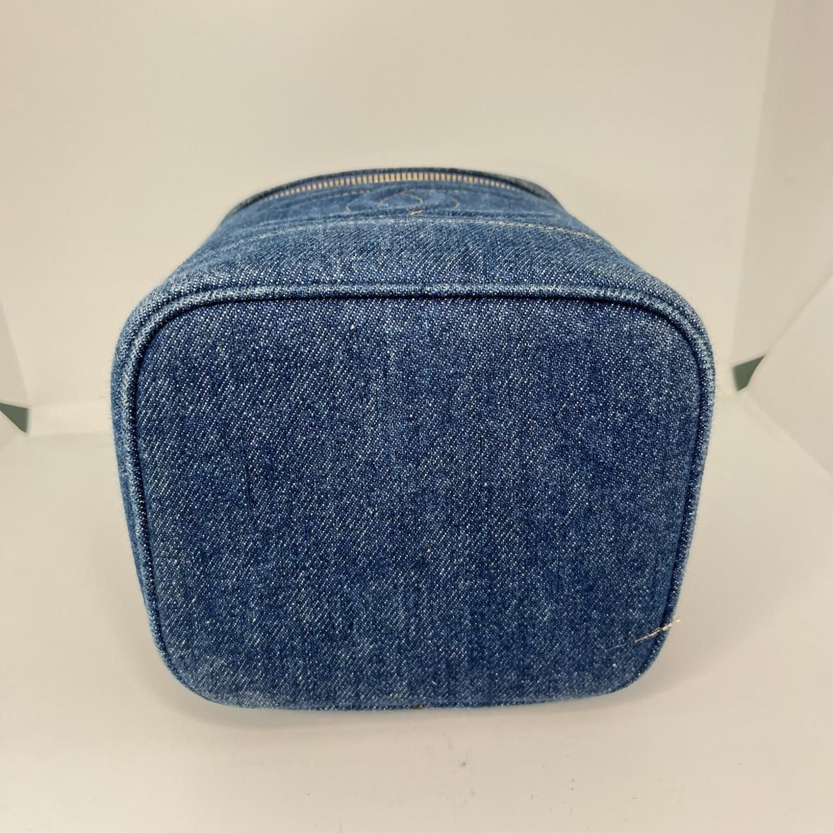 Chanel CC Logo Vanity Denim Handbag Indigo — view 4