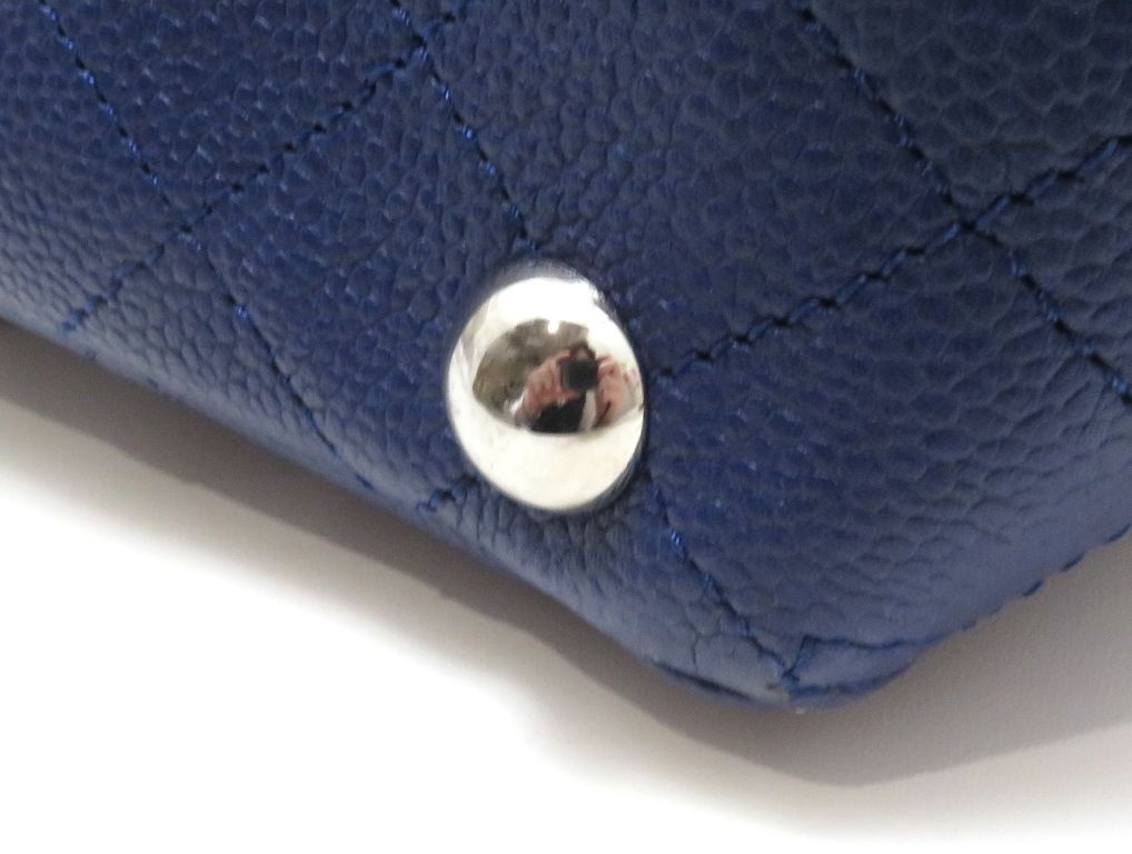 Chanel Quilted Tote Bag Caviar Leather Blue — view 8