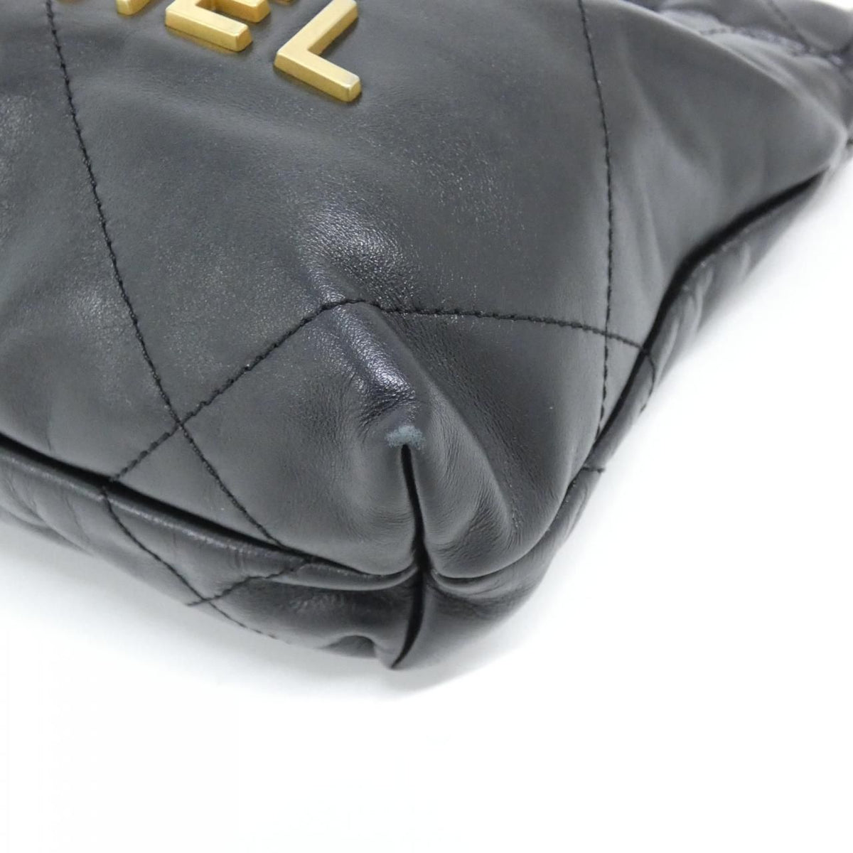 Chanel 22 Line Bag — view 3