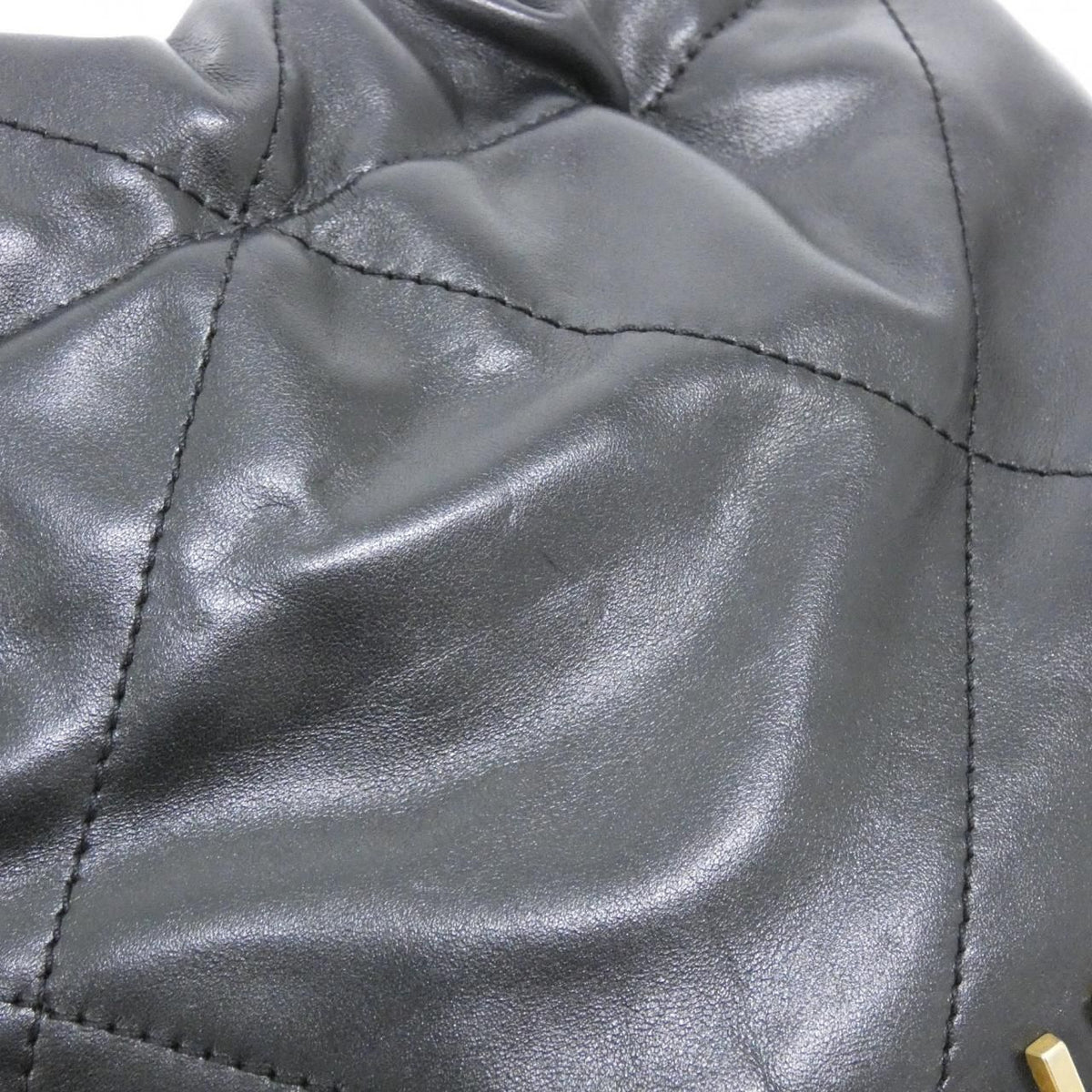 Chanel 22 Line Bag — view 4