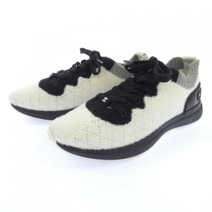 Chanel Sneakers White — view 3