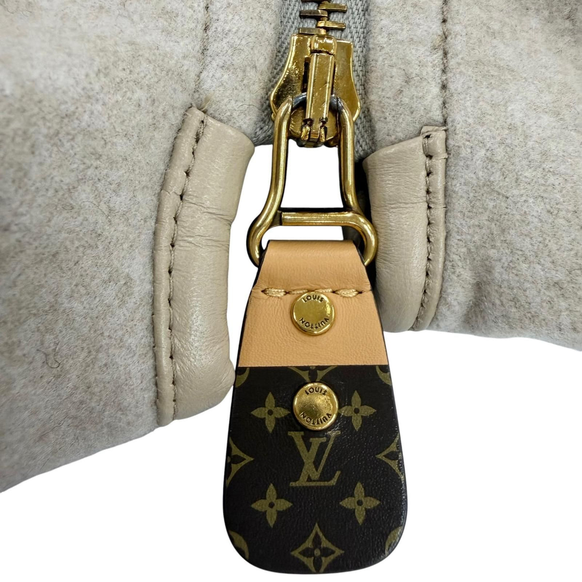 Louis Vuitton Cashmere Wool 2-Way Hooded Wrap Coat Beige 36 — view 7