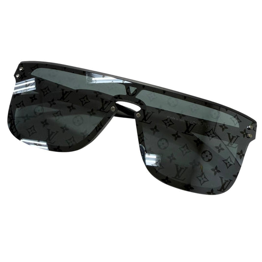 Louis Vuitton Sunglasses LV Waimea Monogram Black Demo Lens Eyewear