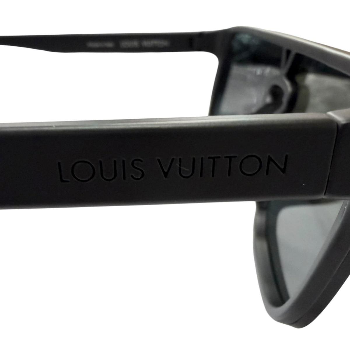 Louis Vuitton Sunglasses LV Waimea Monogram Black Demo Lens Eyewear — view 8