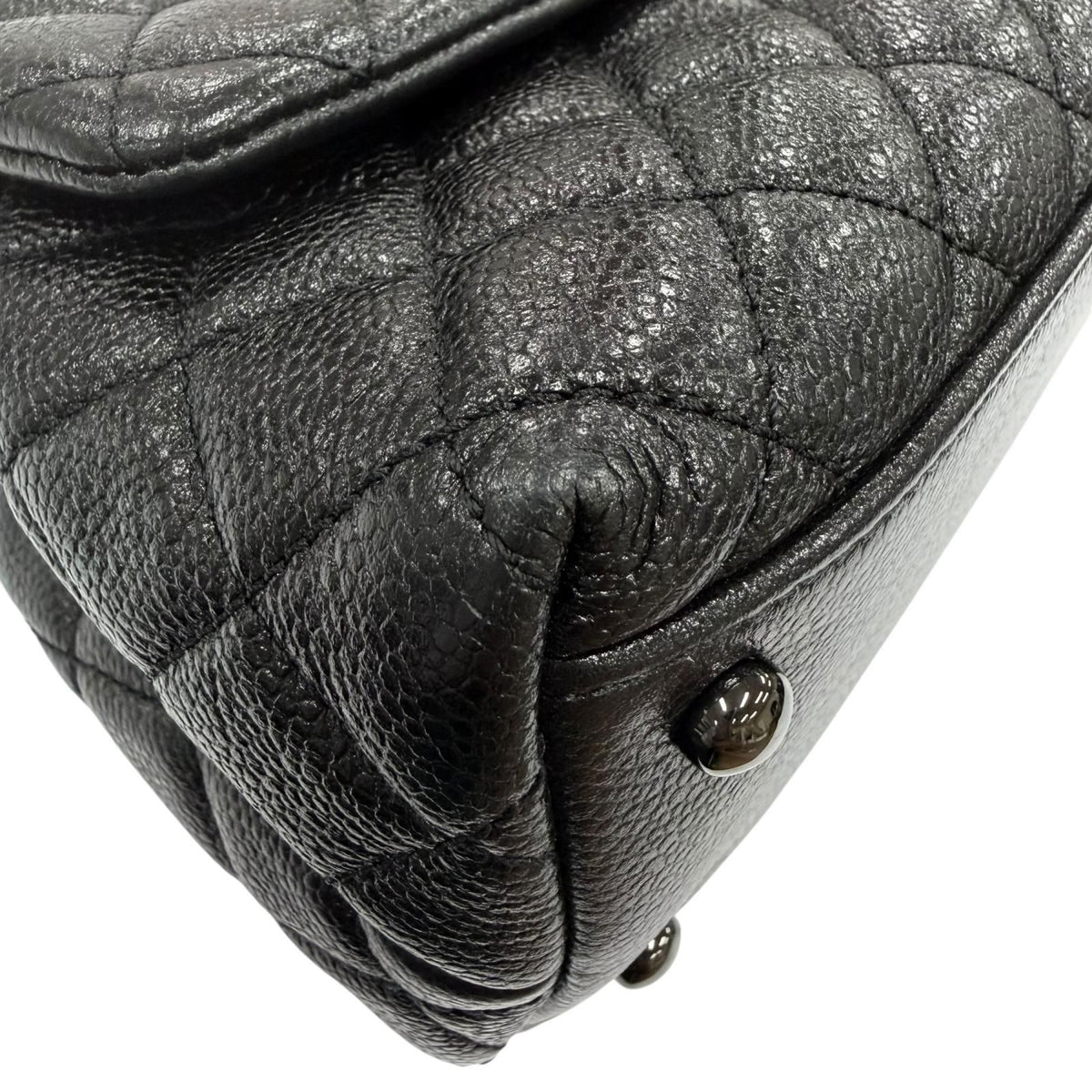 Chanel Coco Handle 29 Large Top Caviar Leather Flap 2-Way Handbag Black — view 6