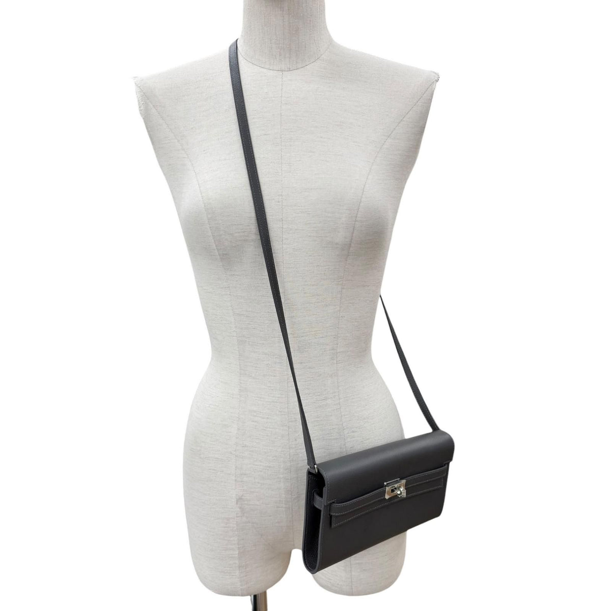Hermes Kelly Wallet to Go Evercolor Ardoise Silver — view 3