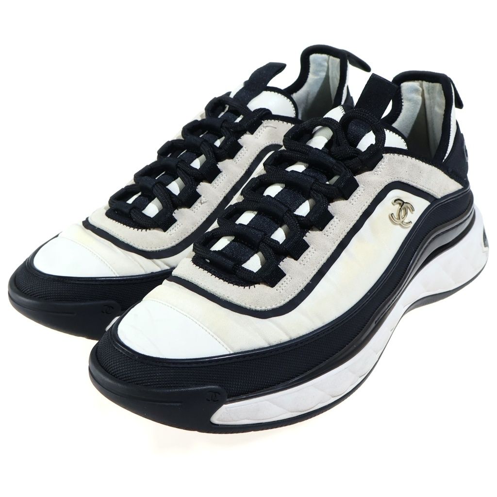 Chanel CC Logo Fabric Low-Top Sneakers White — view 2