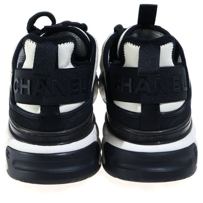 Chanel CC Logo Fabric Low-Top Sneakers White — view 3