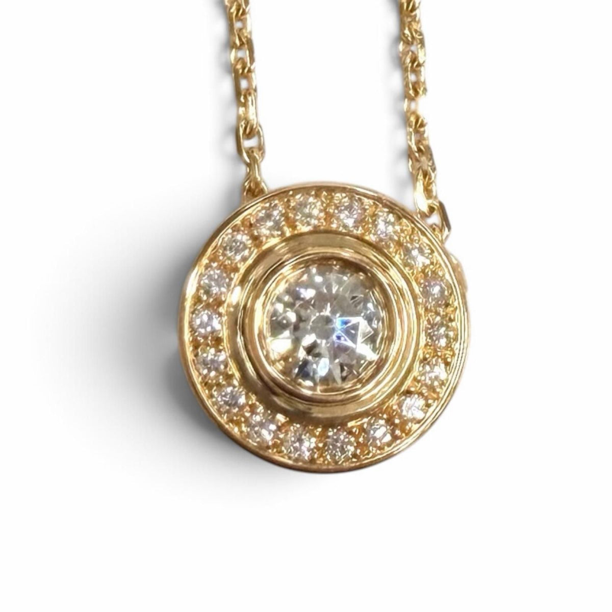 Cartier D'amour Pendant Brilliant Cut Diamond Pave Setting 750 Center