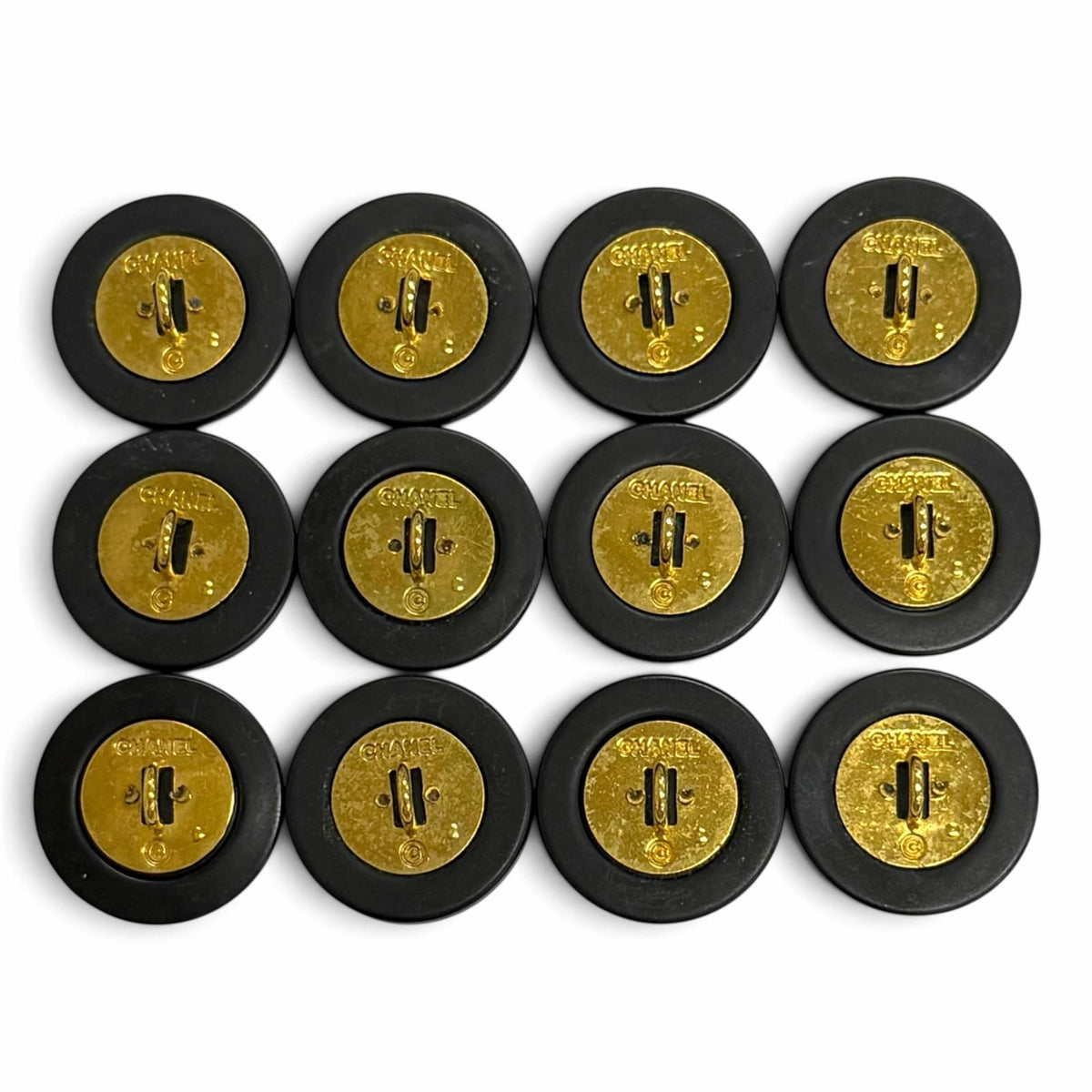 Chanel Vintage CC Logo Round Button 12 Buttons Black Gold Shirt — view 2