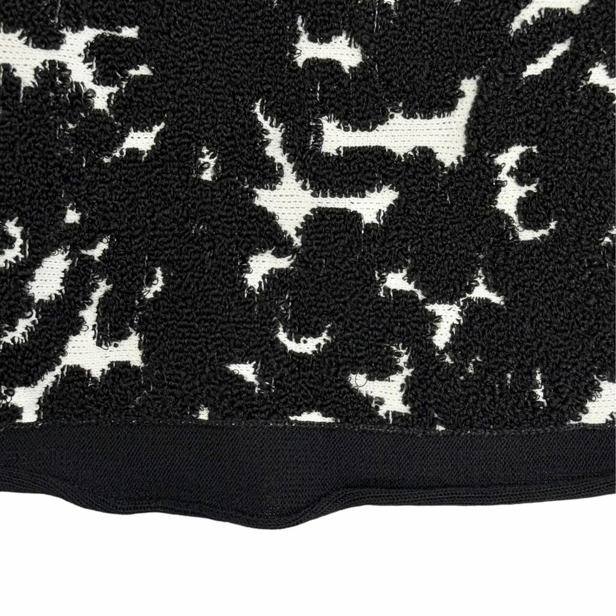 Louis Vuitton All Over Print Jacquard Mini Flare Skirt Black White — view 5