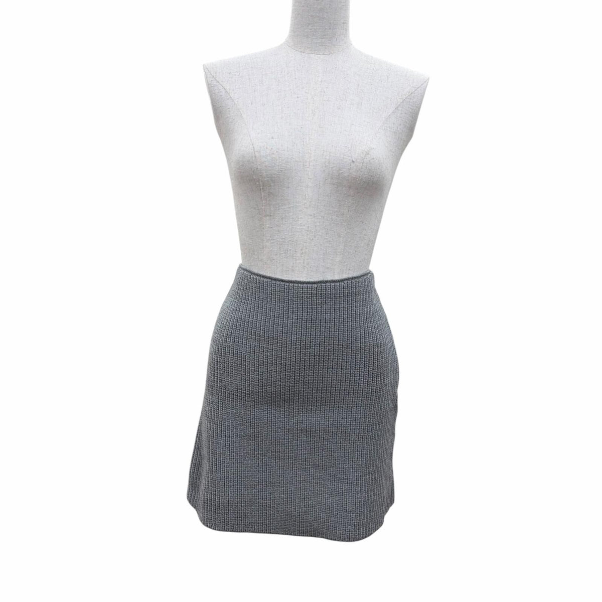 Louis Vuitton Wool LV Circle Logo Knit Mini Skirt Gray XS — view 3
