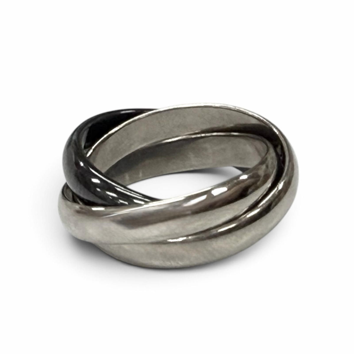 Cartier 750 Trinity Triple Ceramic Ring White Gold — view 4